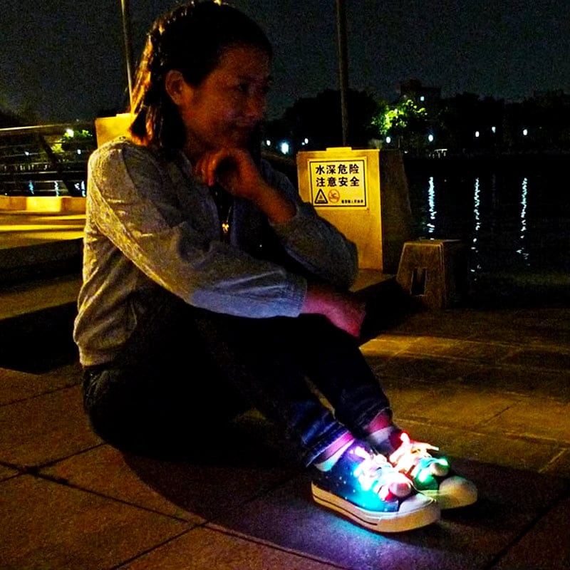 2 Pcs LED Sport Luminous Shoelaces Glow Shoe Strings.